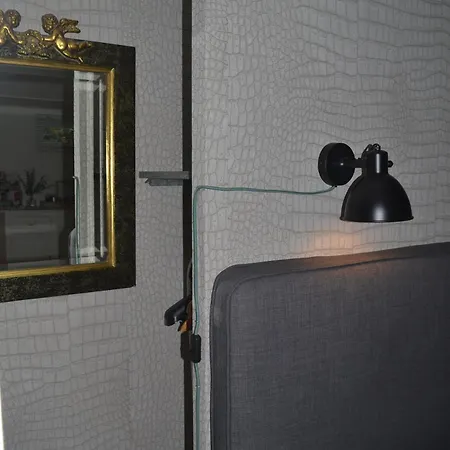 Clematis Apartment *