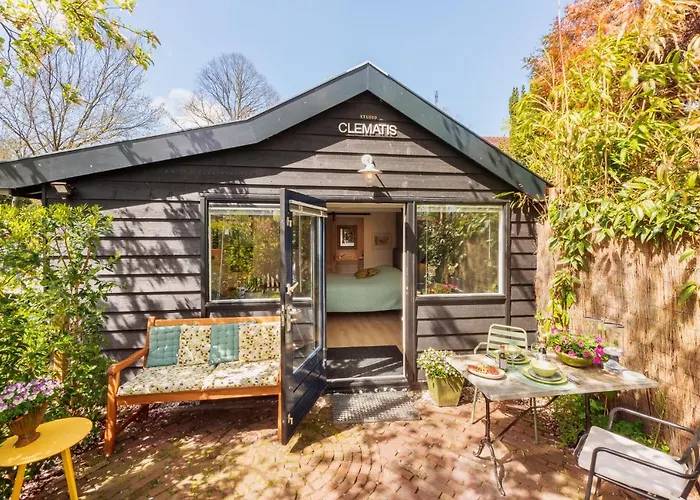 Clematis アパート *